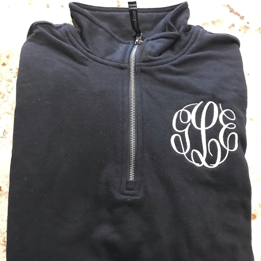 New Sz Med Mongrammed gLe Black Qrtr zip pullover.